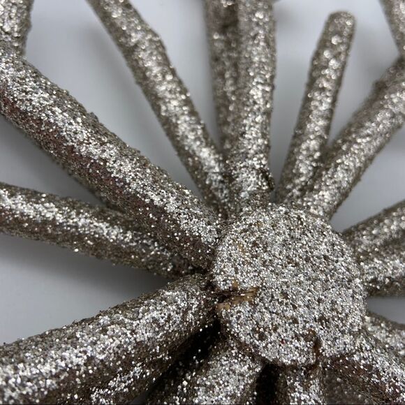Large silver glitter sparkle snowflake decoration - some damage - Picture 7 of 8